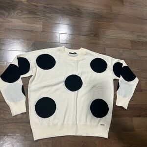 Women’s sweater Ttahari size Small